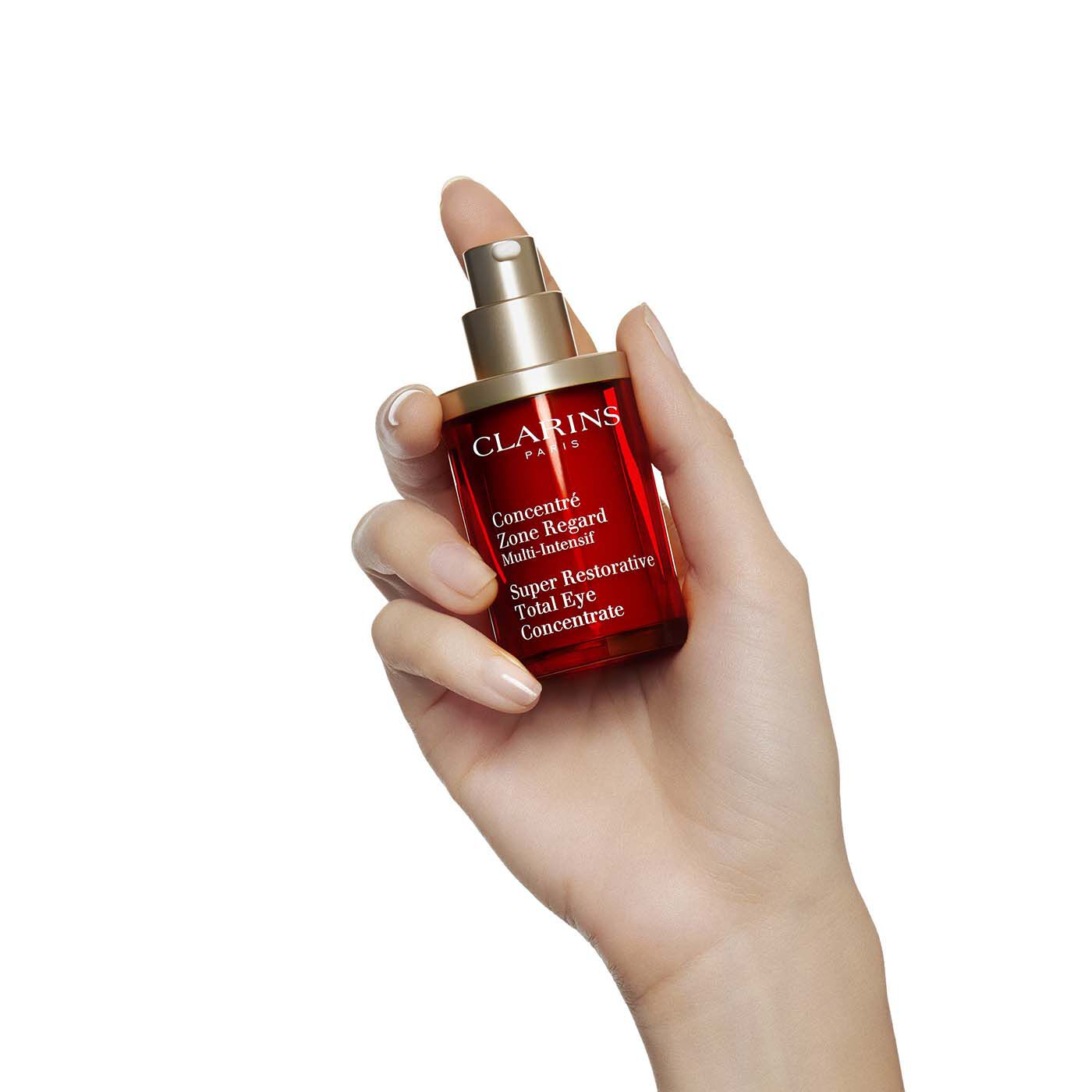 clarins super restorative eye serum