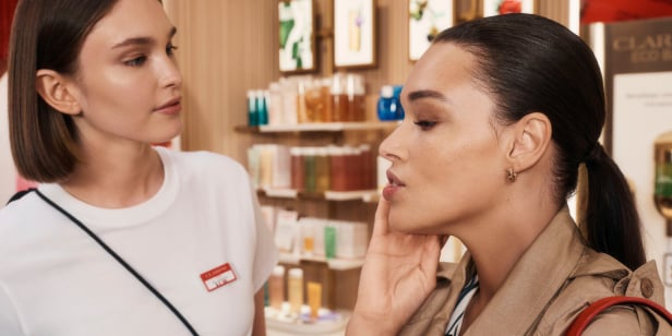 Clarins boutique window